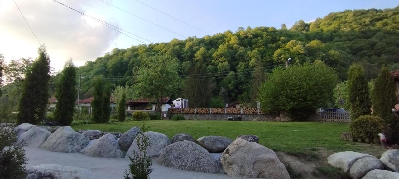 Къща За Гости Джонсън Рибариця Екстер'єр фото