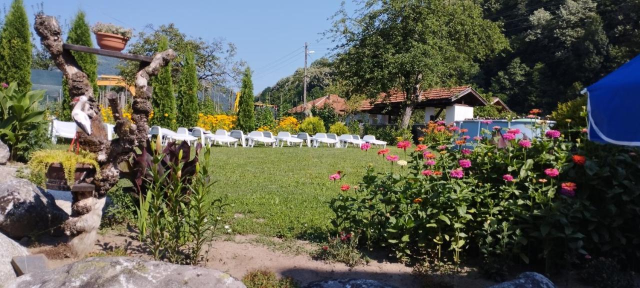 Къща За Гости Джонсън Рибариця Екстер'єр фото